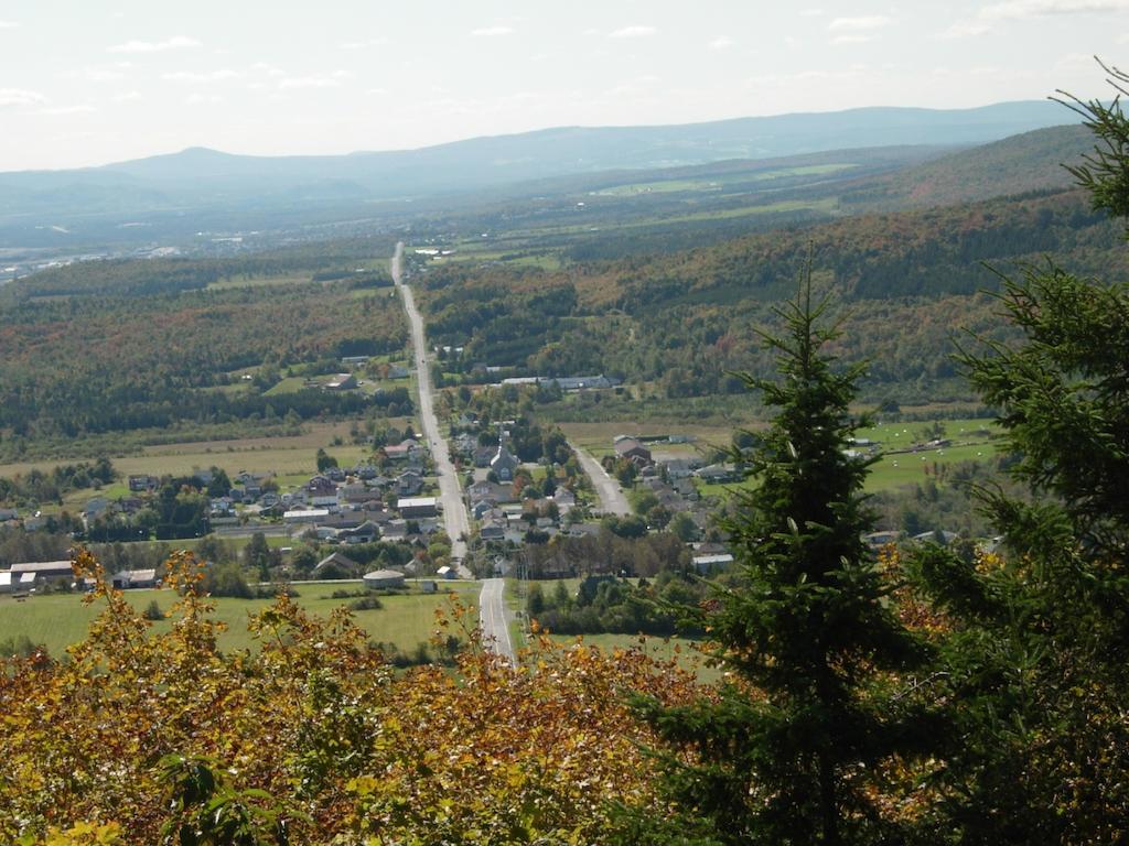 Le Gite Ambrelane Thetford Mines Luaran gambar