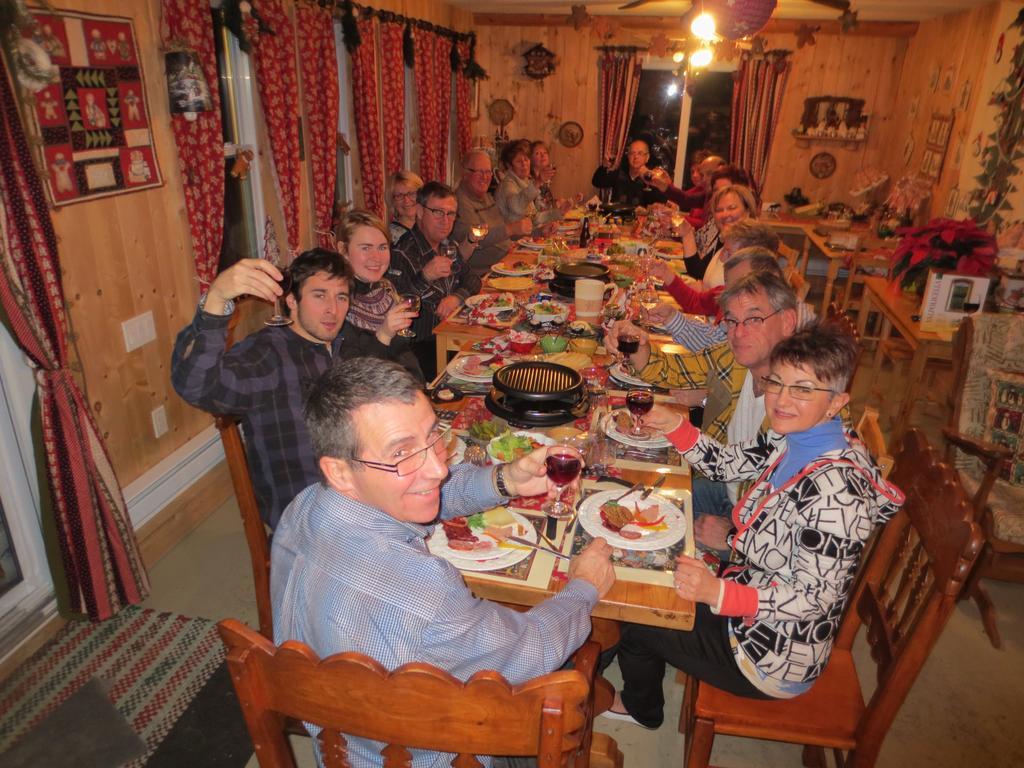 Le Gite Ambrelane Thetford Mines Luaran gambar