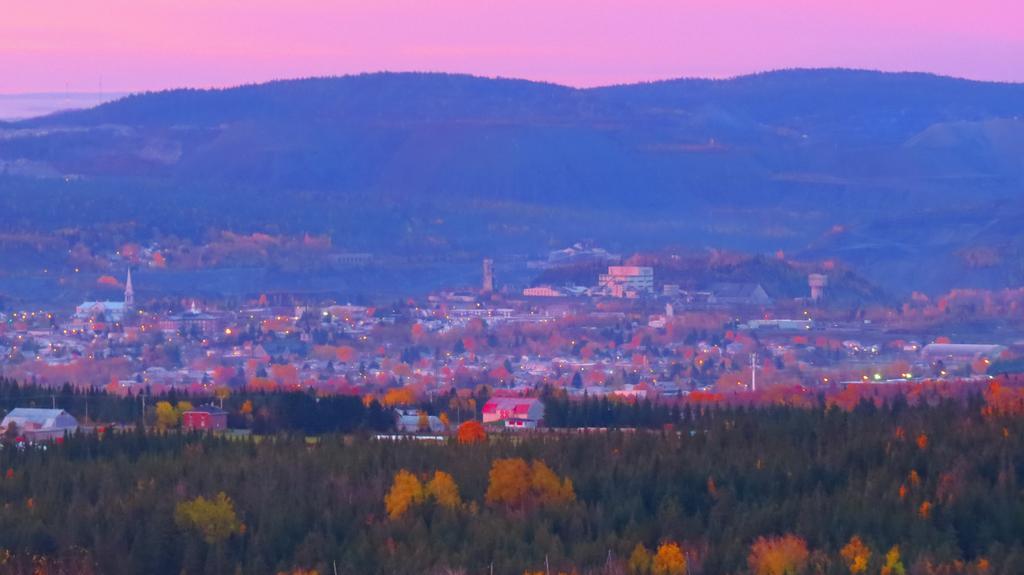 Le Gite Ambrelane Thetford Mines Luaran gambar